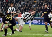 雷火电竞合作-热刺战平尤文，阿扎尔梅开二度法甲